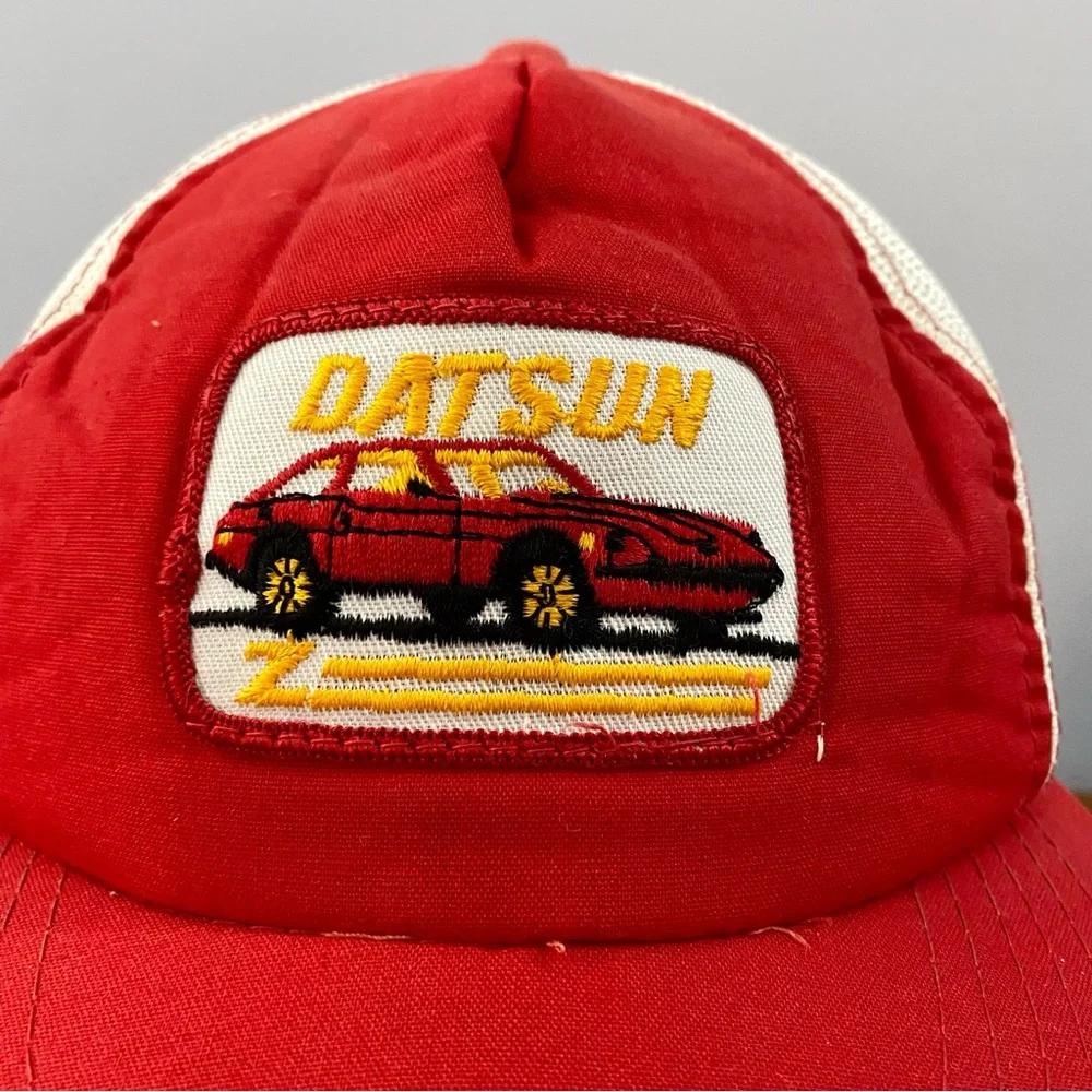 Young AN Vintage Datsun Mesh SnapBack‎ Trucker Advertising Hat Red Yellow 90s